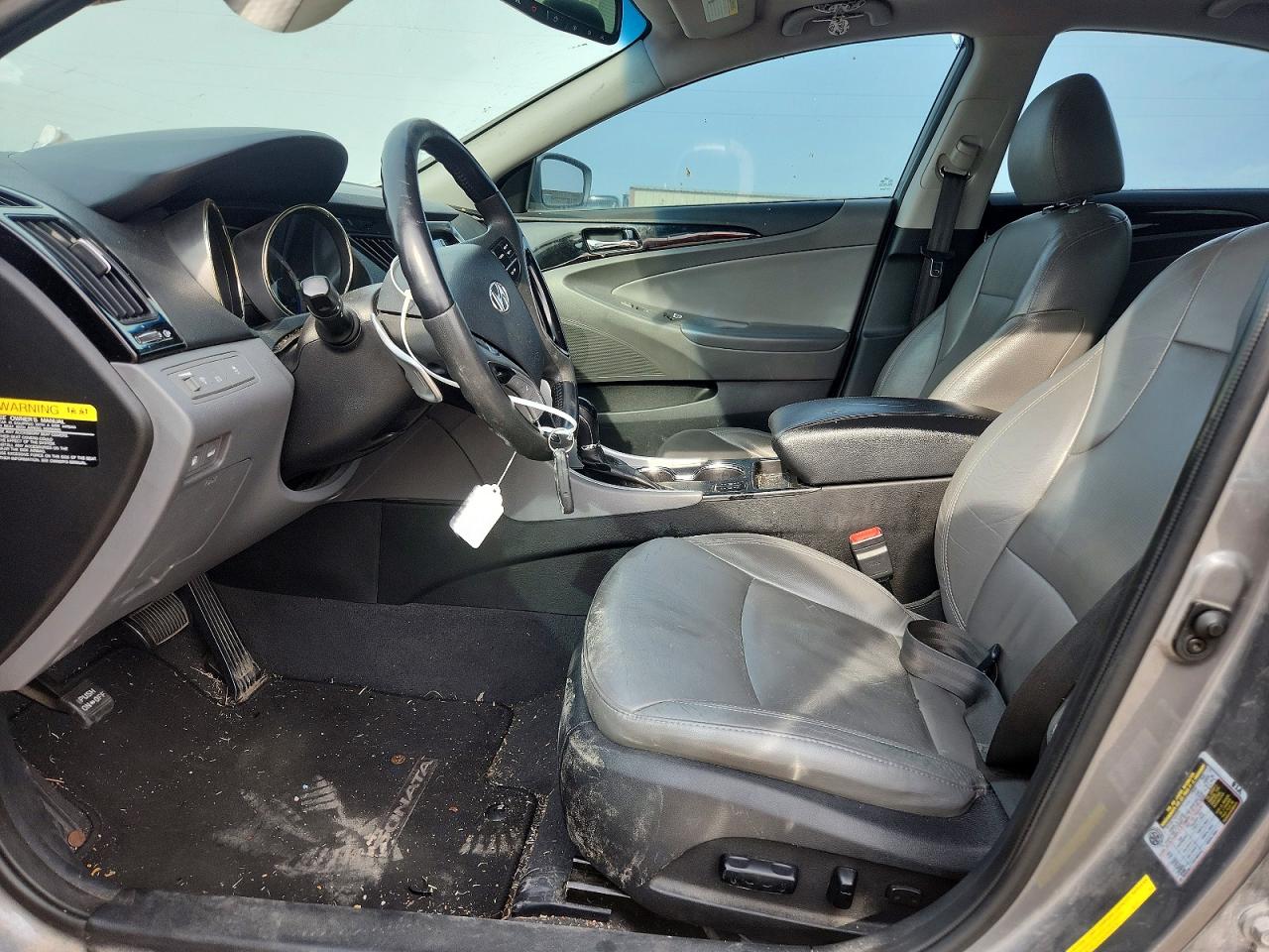 2013 HYUNDAI SONATA SE photo 7