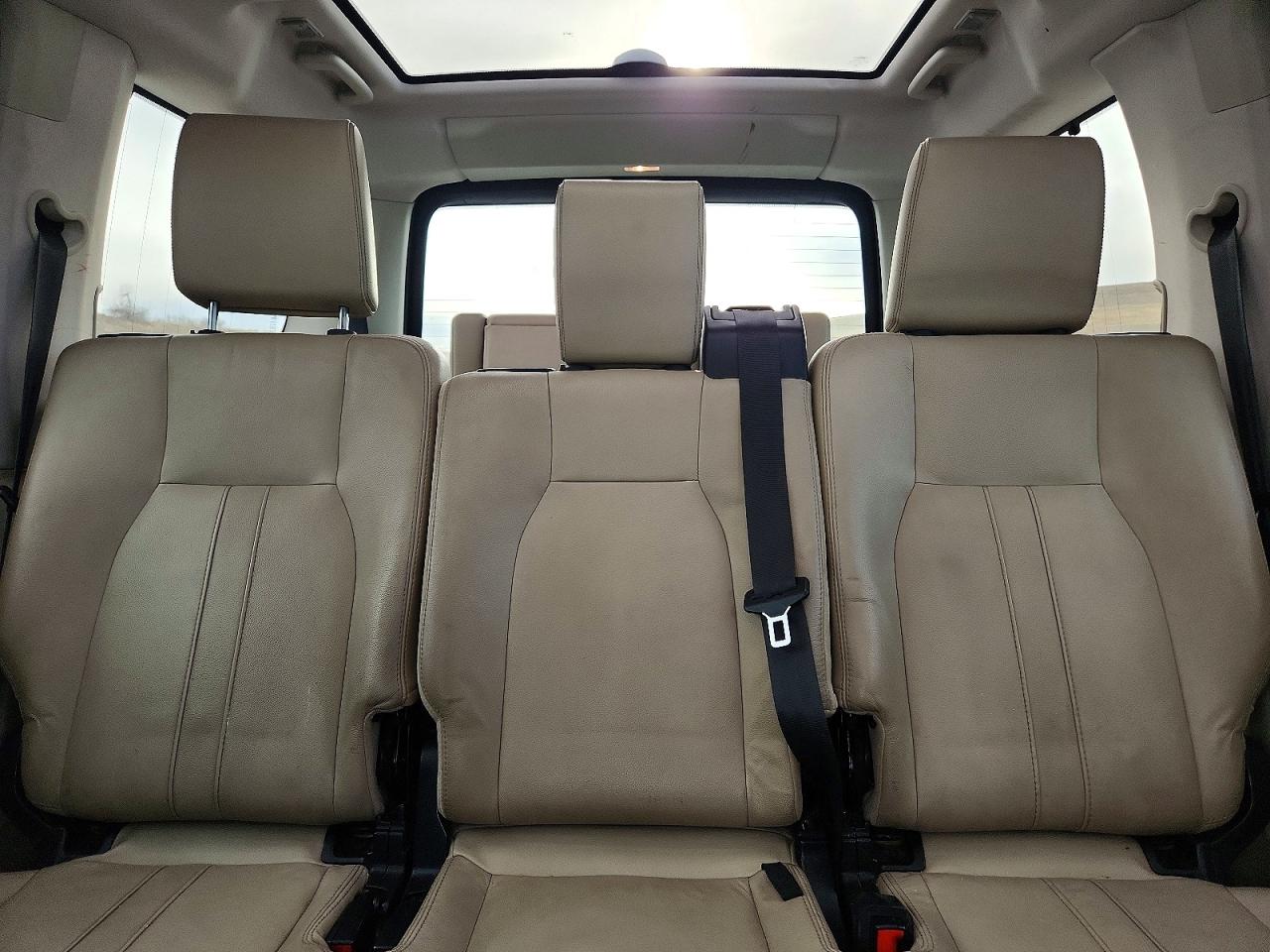 2013 LAND ROVER LR4 HSE photo 10