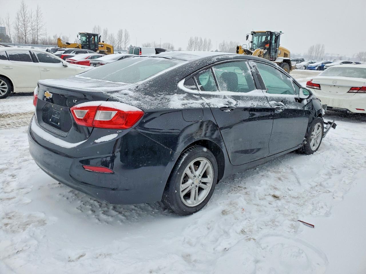 2016 CHEVROLET CRUZE LT photo 3