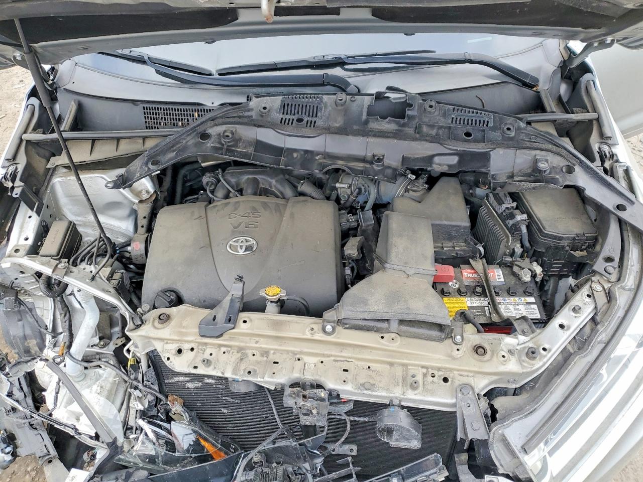 2017 TOYOTA HIGHLANDER LIMITED photo 12