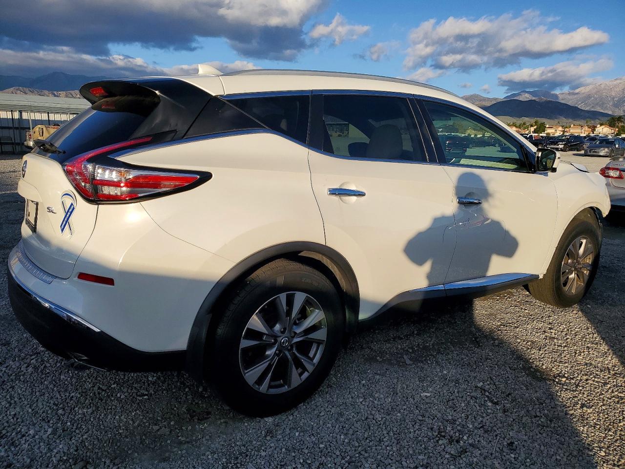 2017 NISSAN MURANO S photo 3