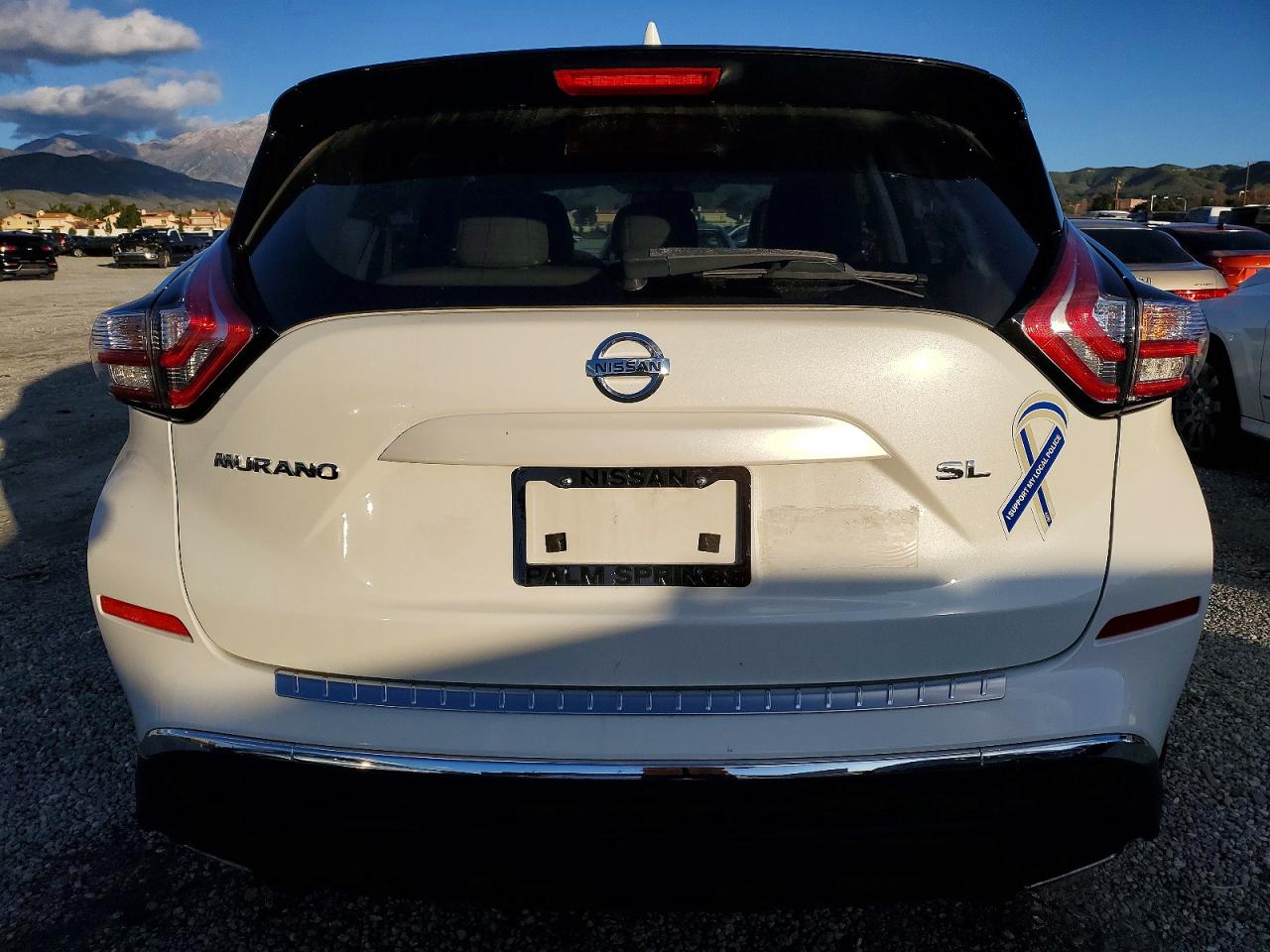 2017 NISSAN MURANO S photo 6