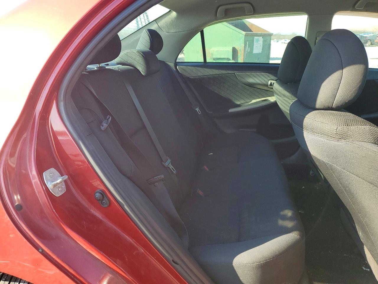 2013 TOYOTA COROLLA BASE photo 10