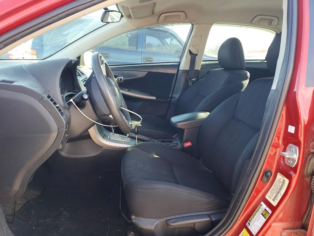 2013 TOYOTA COROLLA BASE photo 7