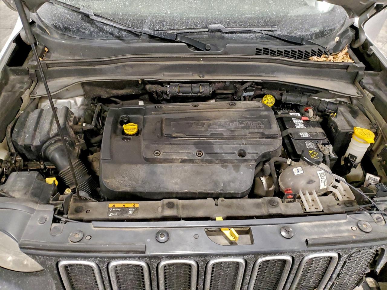 2015 JEEP RENEGADE LATITUDE photo 12