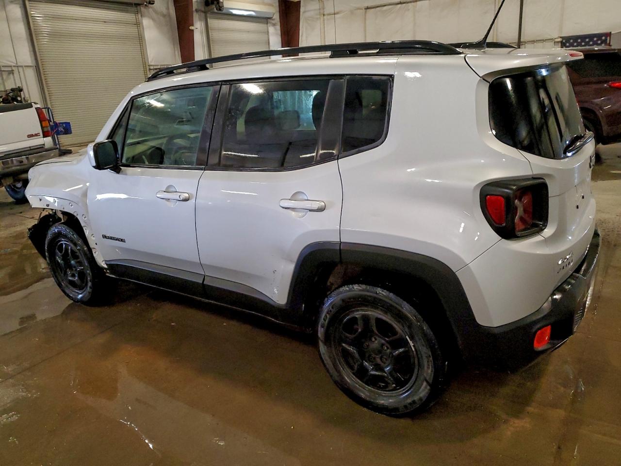 2015 JEEP RENEGADE LATITUDE photo 2