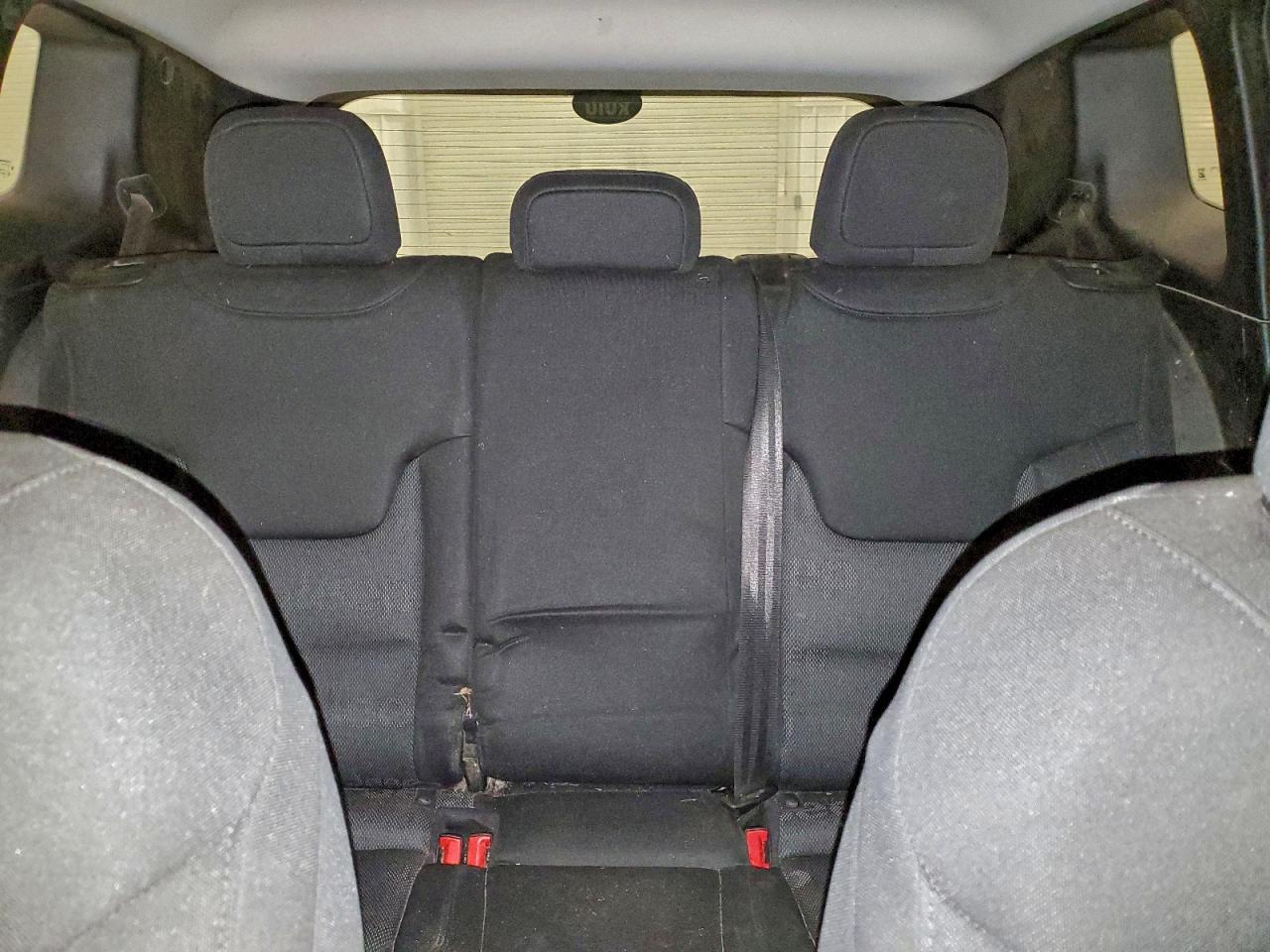 2015 JEEP RENEGADE LATITUDE photo 10