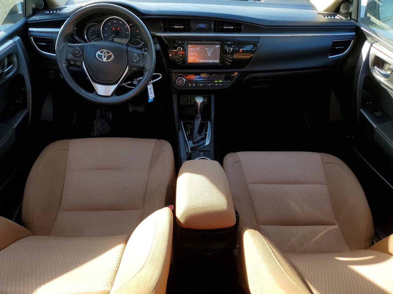 2015 TOYOTA COROLLA LE photo 8