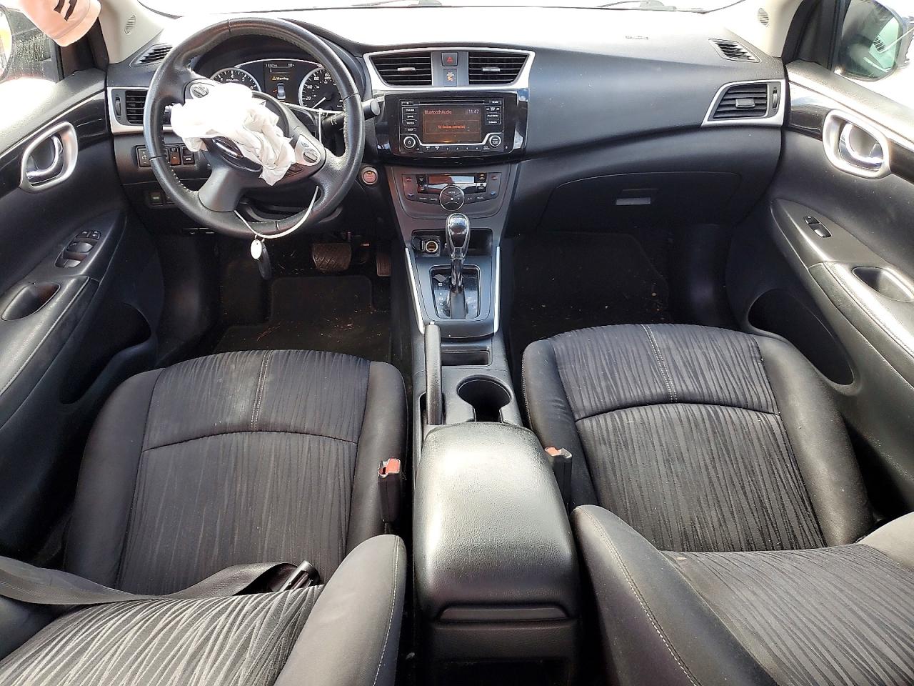 2018 NISSAN SENTRA S photo 8