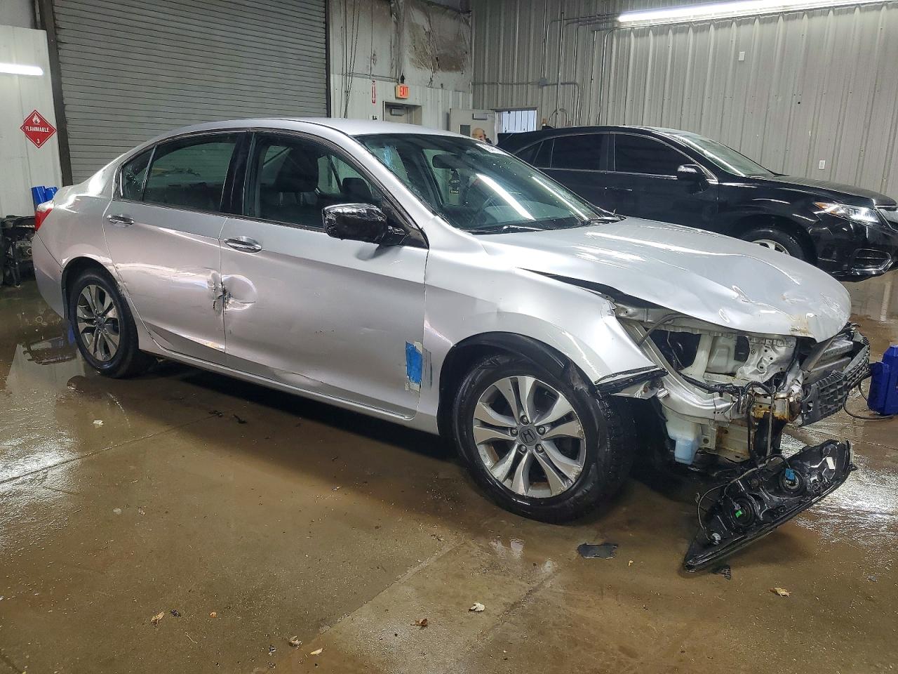 2015 HONDA ACCORD LX photo 4