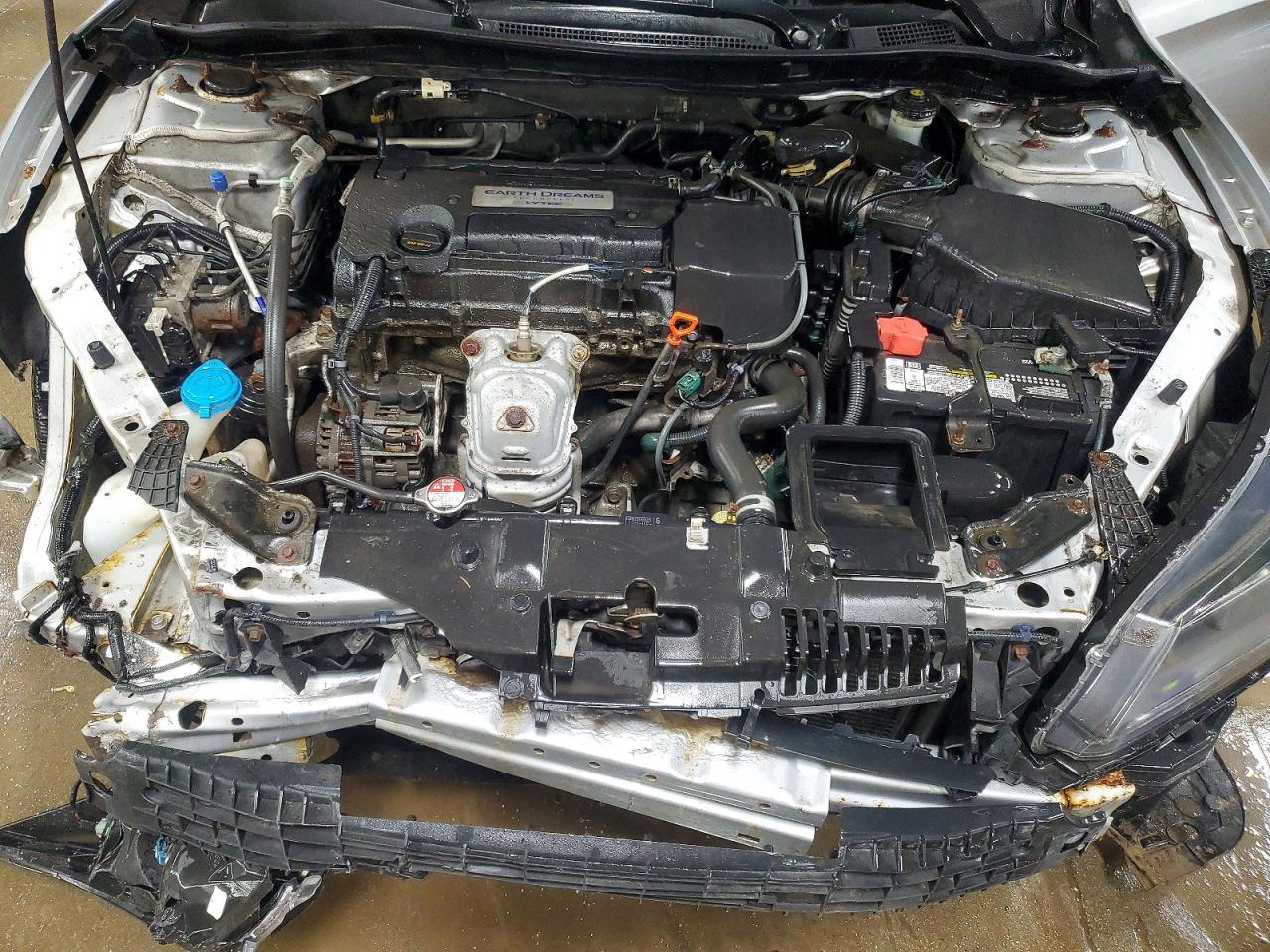 2015 HONDA ACCORD LX photo 11