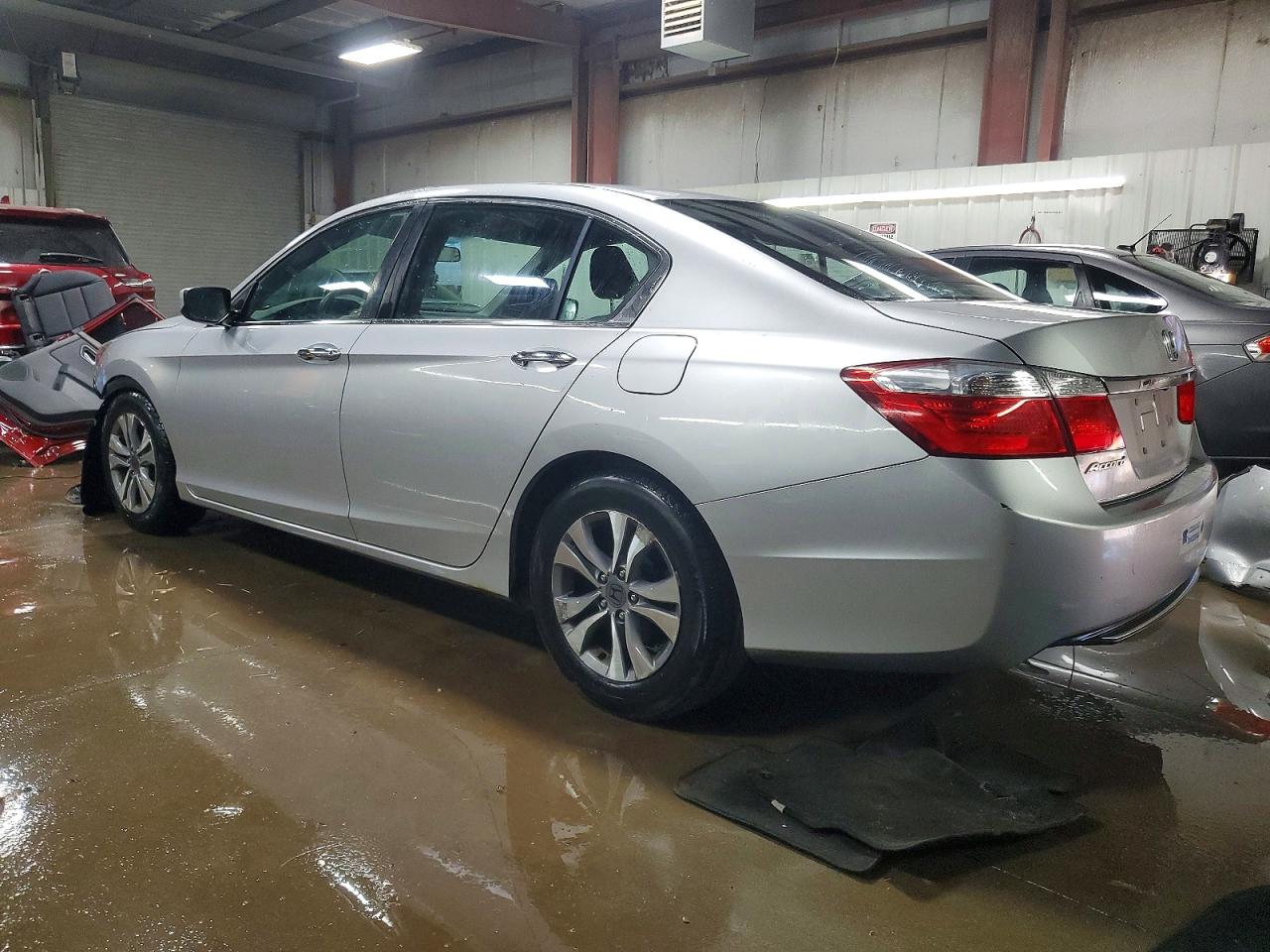 2015 HONDA ACCORD LX photo 2