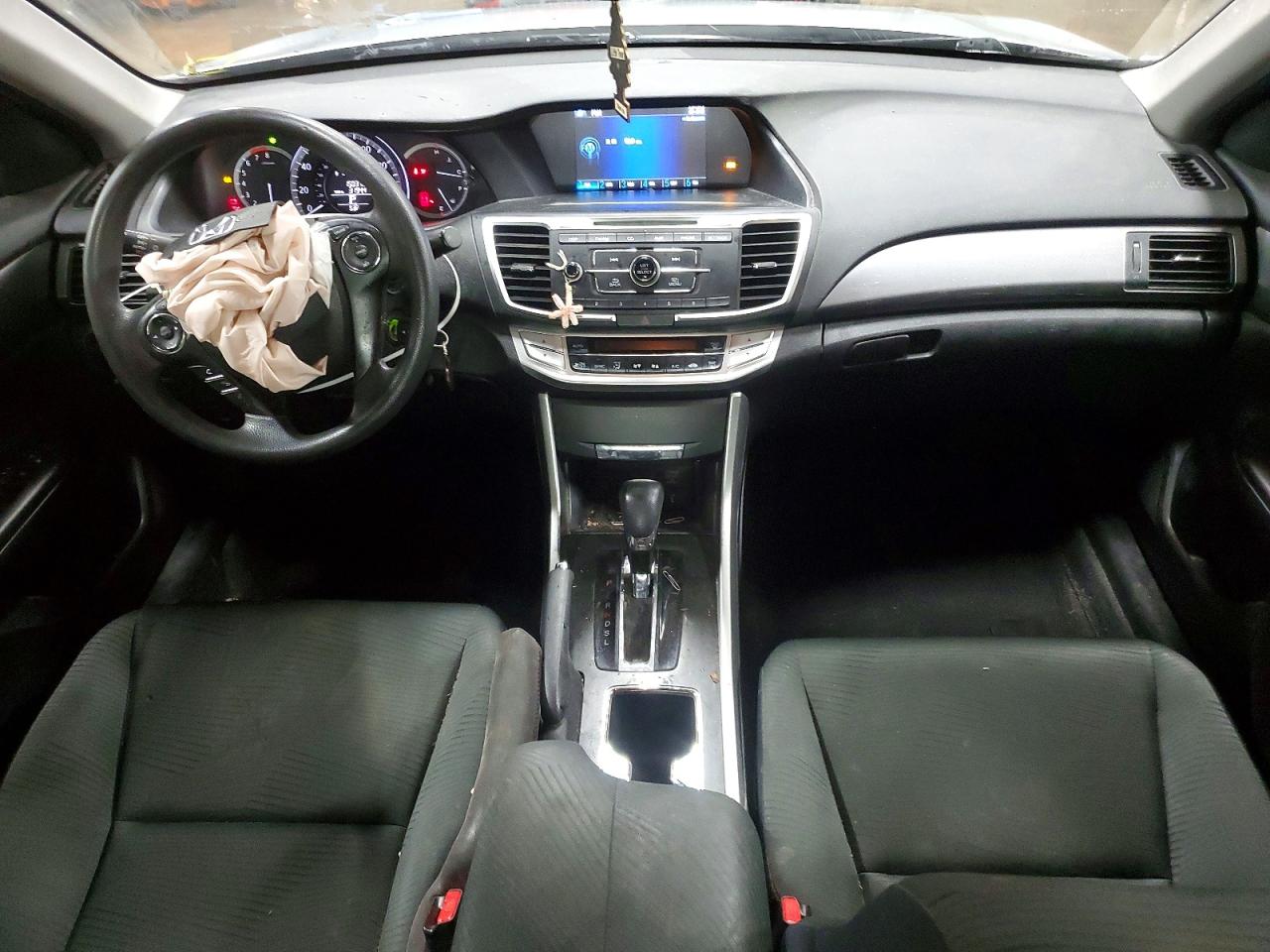 2015 HONDA ACCORD LX photo 8