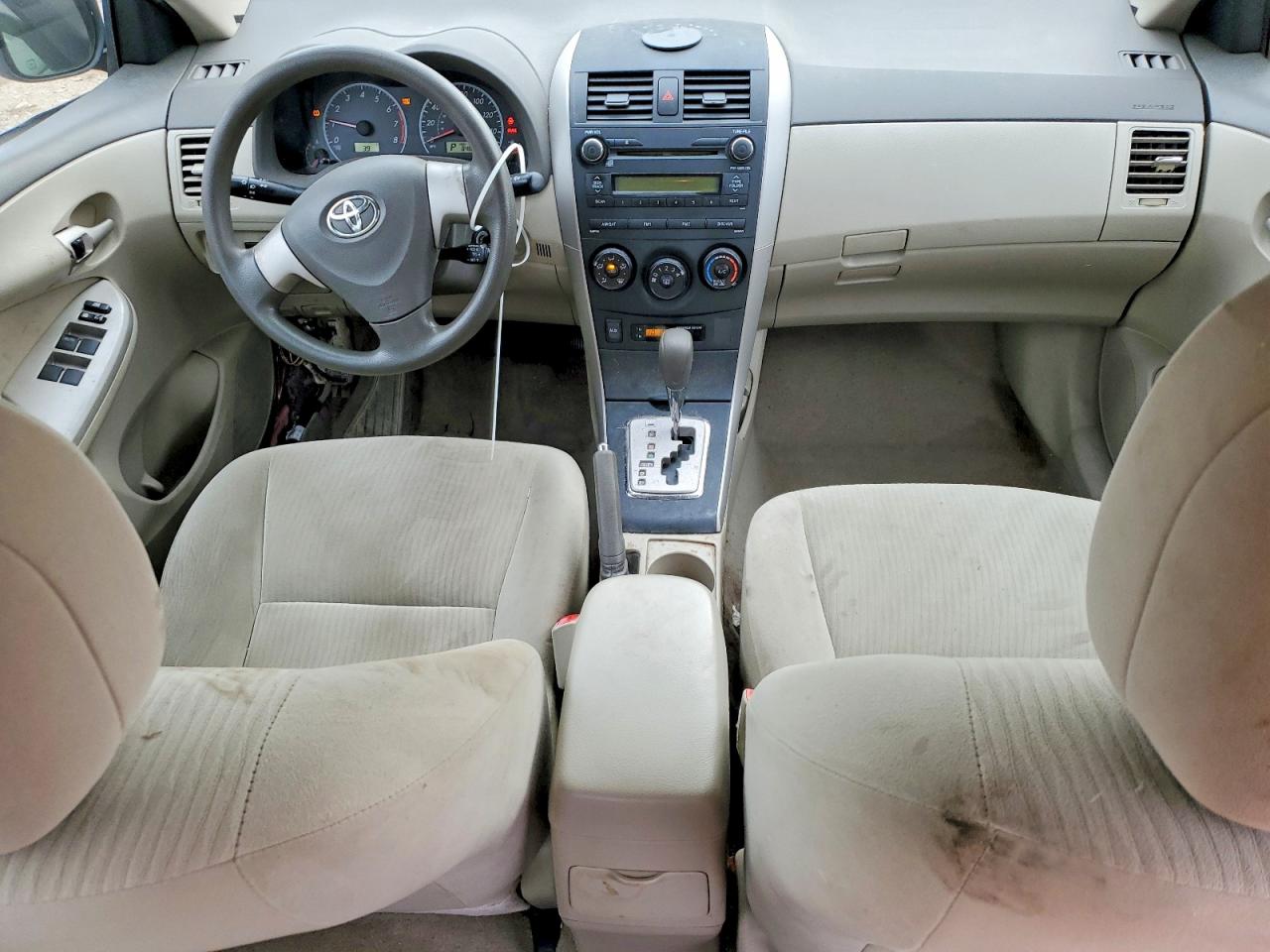 2010 TOYOTA COROLLA BASE photo 15