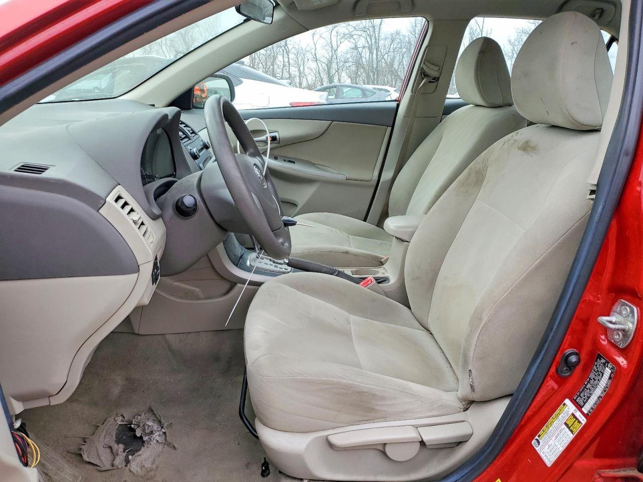 2010 TOYOTA COROLLA BASE photo 13