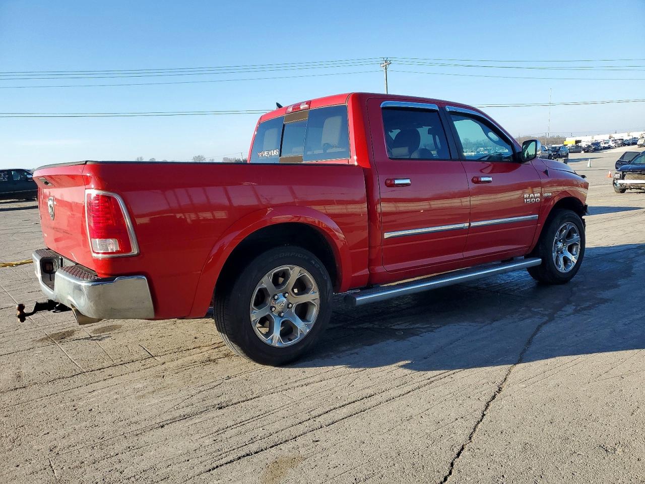 2016 RAM 1500 LARAMIE photo 3