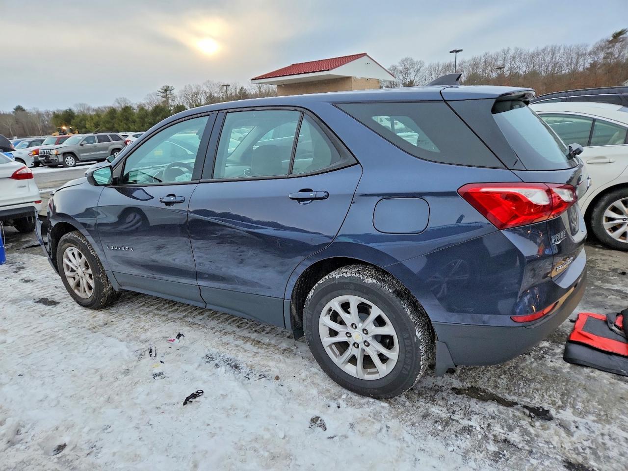 2019 CHEVROLET EQUINOX LS photo 2