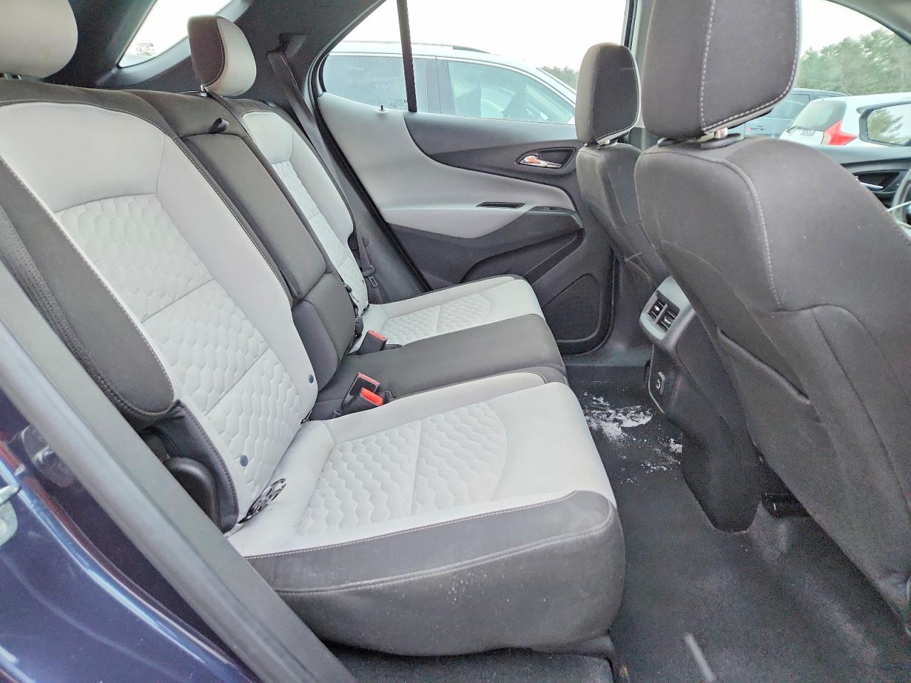 2019 CHEVROLET EQUINOX LS photo 11