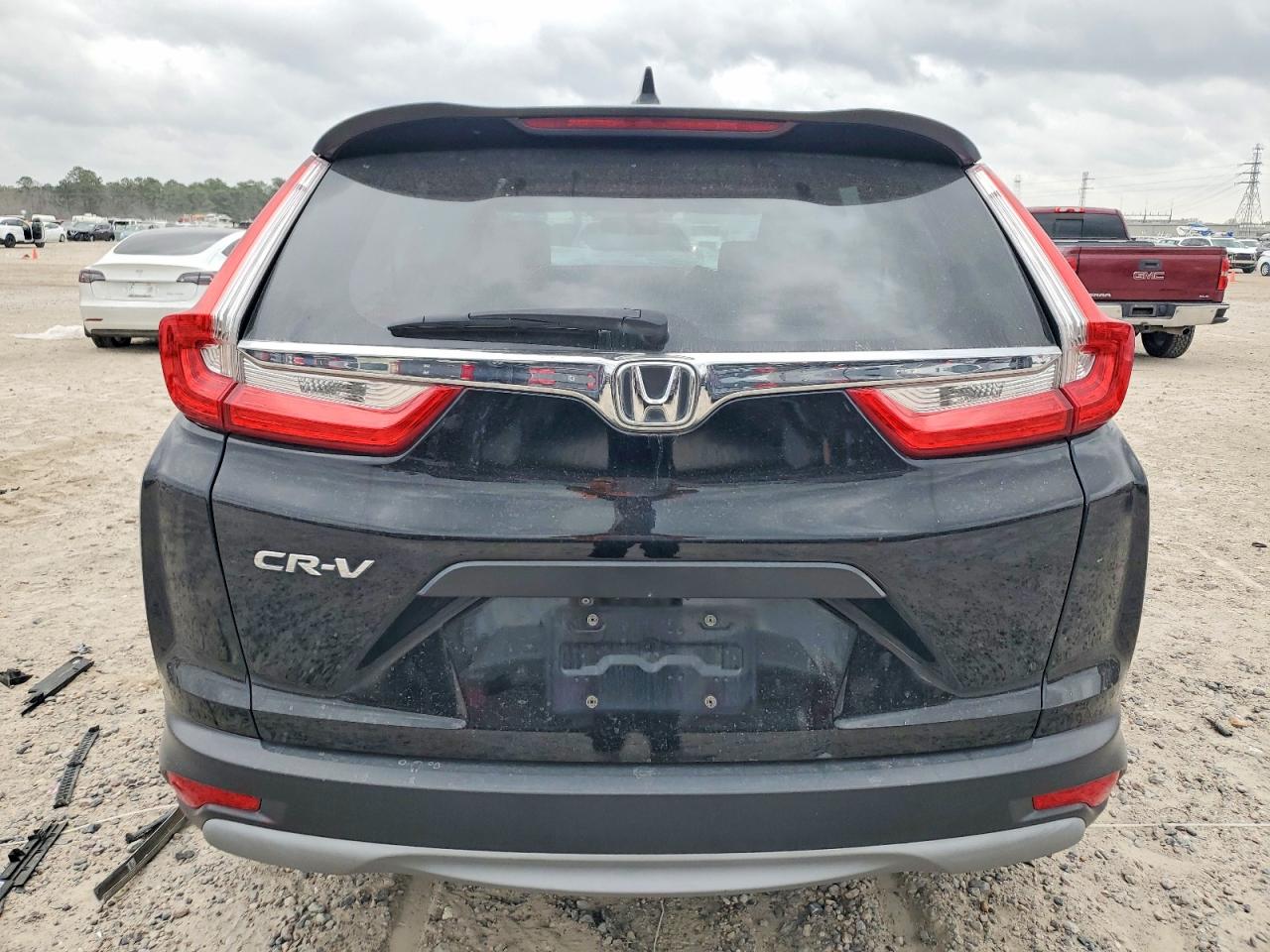 2017 HONDA CR-V LX photo 6