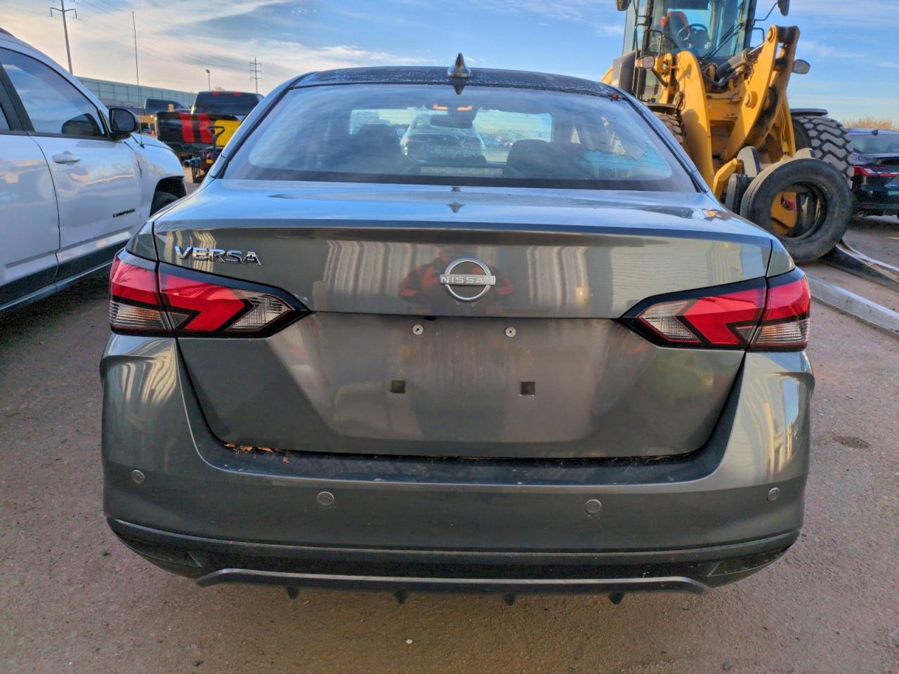 2025 NISSAN VERSA SV photo 11