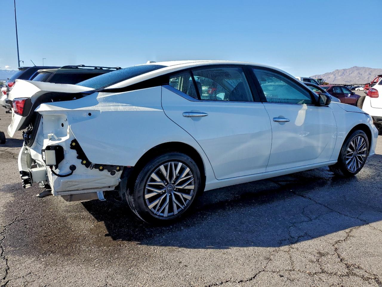 2025 NISSAN ALTIMA SV photo 3