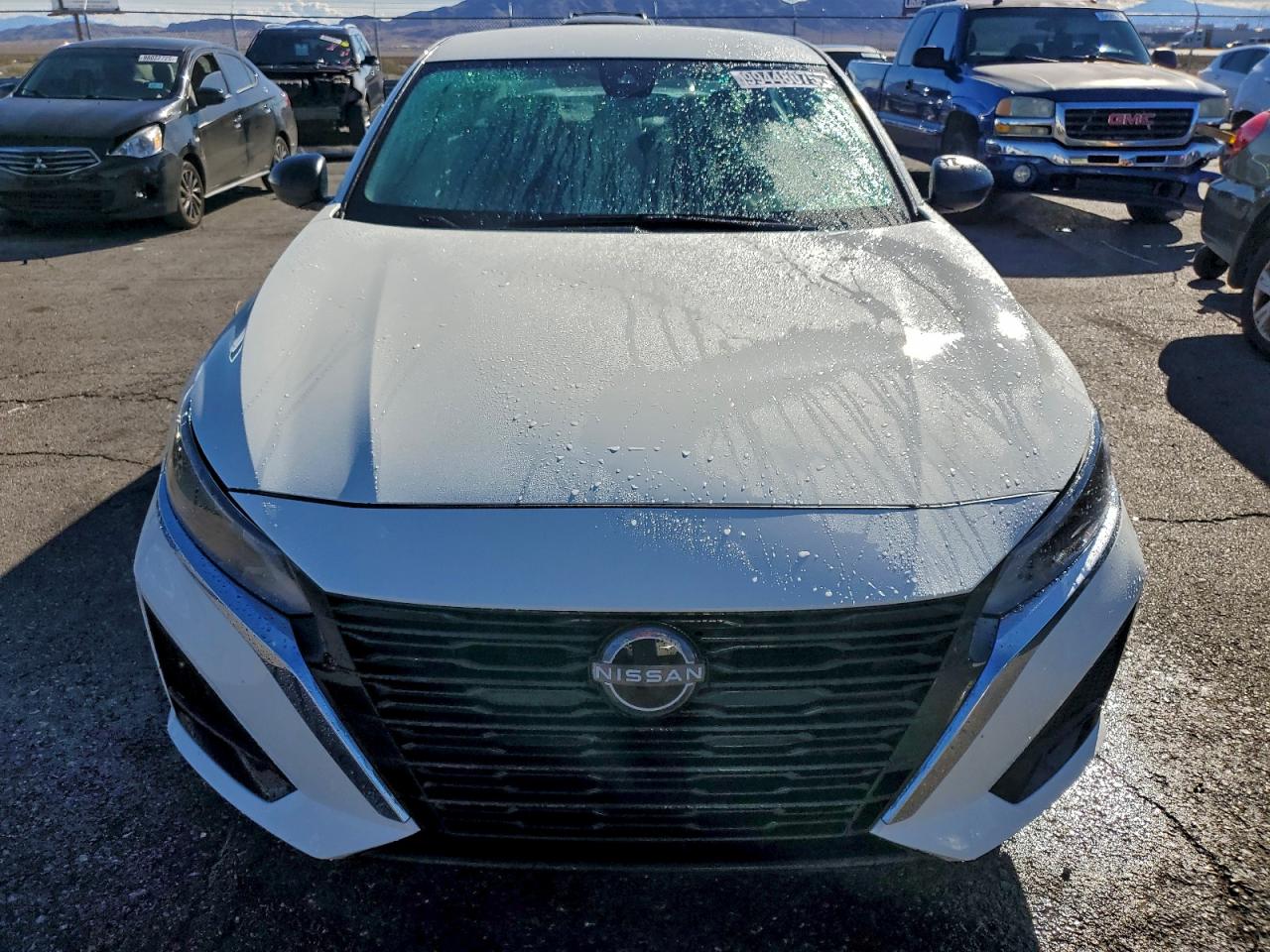 2025 NISSAN ALTIMA SV photo 5