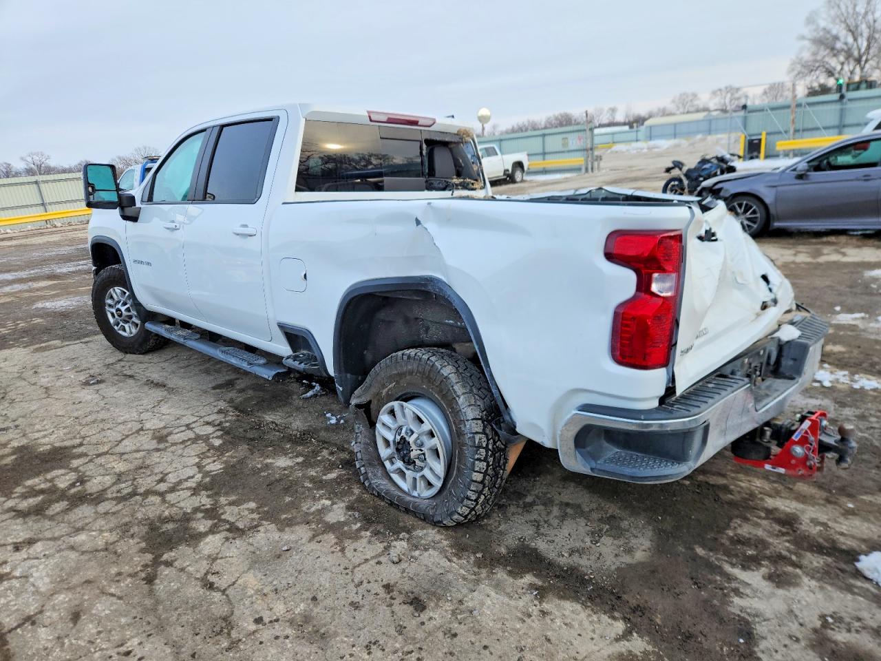 2023 CHEVROLET SILVERADO K2500 HEAVY DUTY LT photo 2