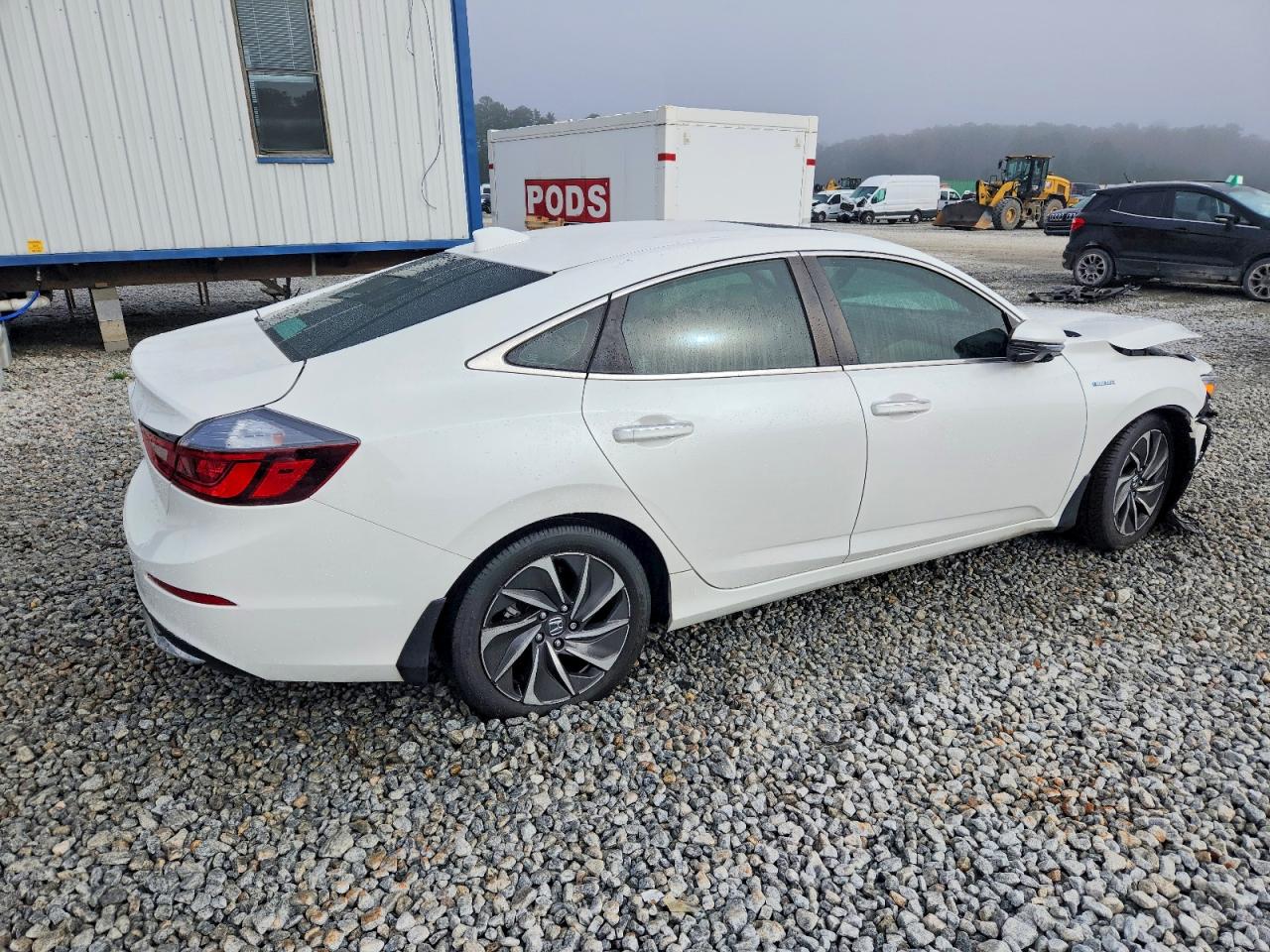 2019 HONDA INSIGHT TOURING photo 3