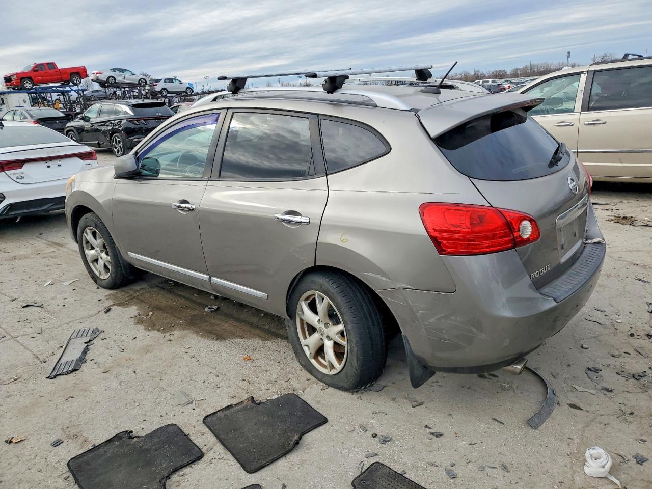 2011 NISSAN ROGUE S photo 2