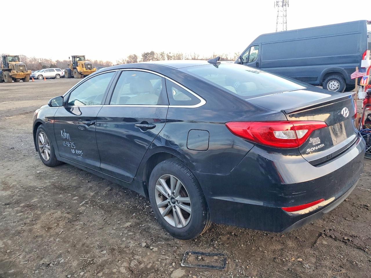 2016 HYUNDAI SONATA SE photo 2