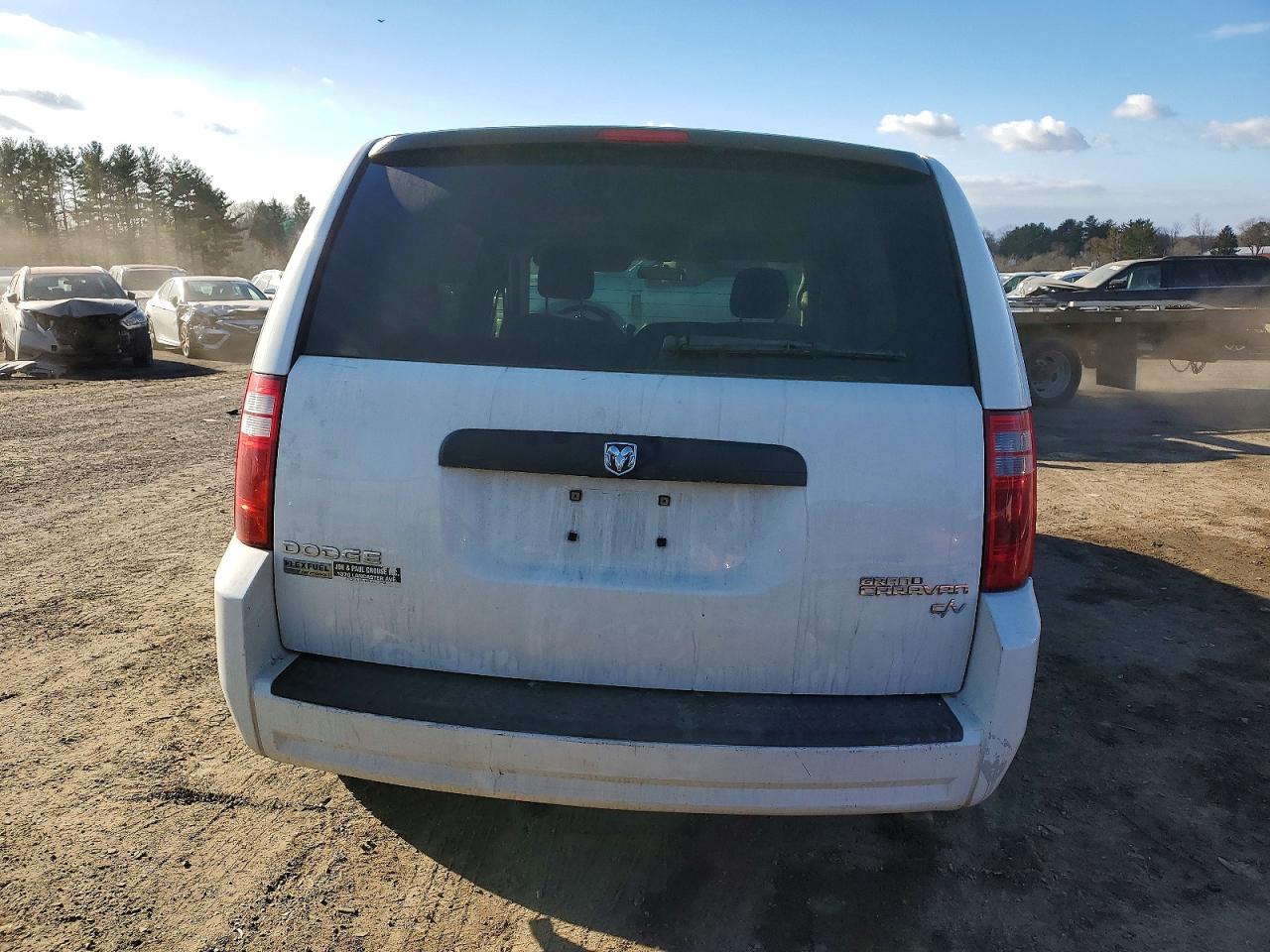2010 DODGE GRAND CARAVAN C/V photo 6