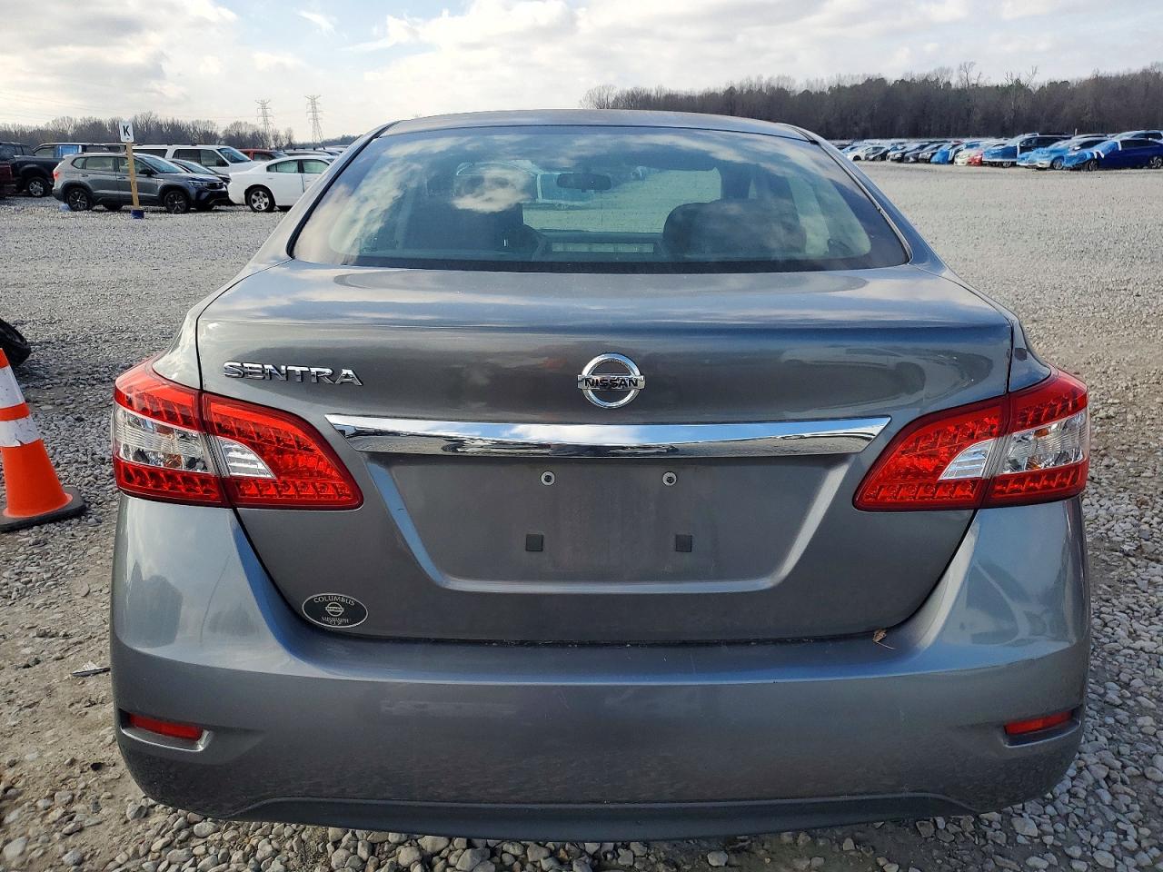 2015 NISSAN SENTRA S photo 6