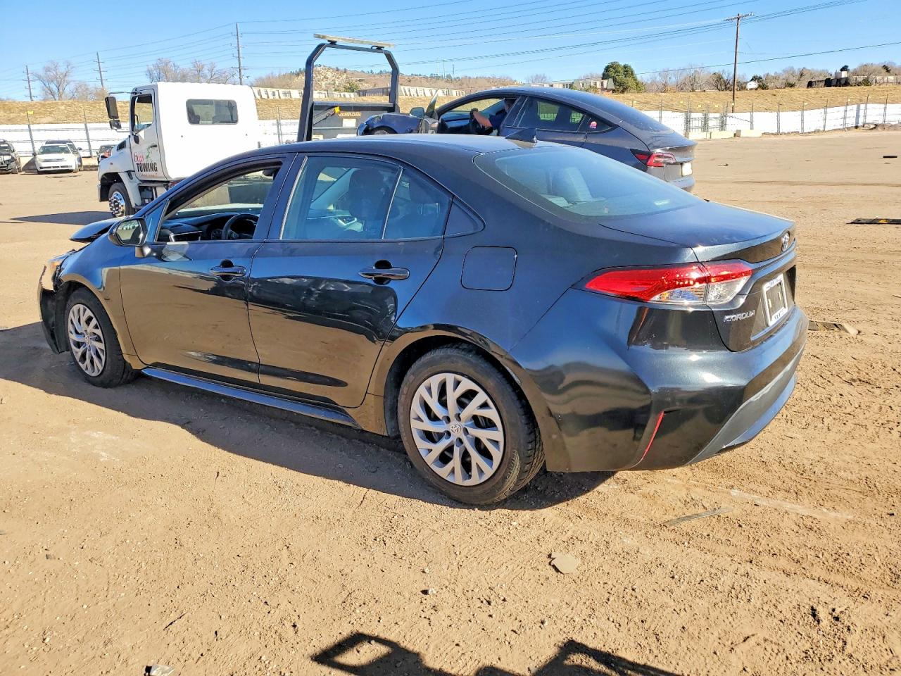 2020 TOYOTA COROLLA LE photo 4