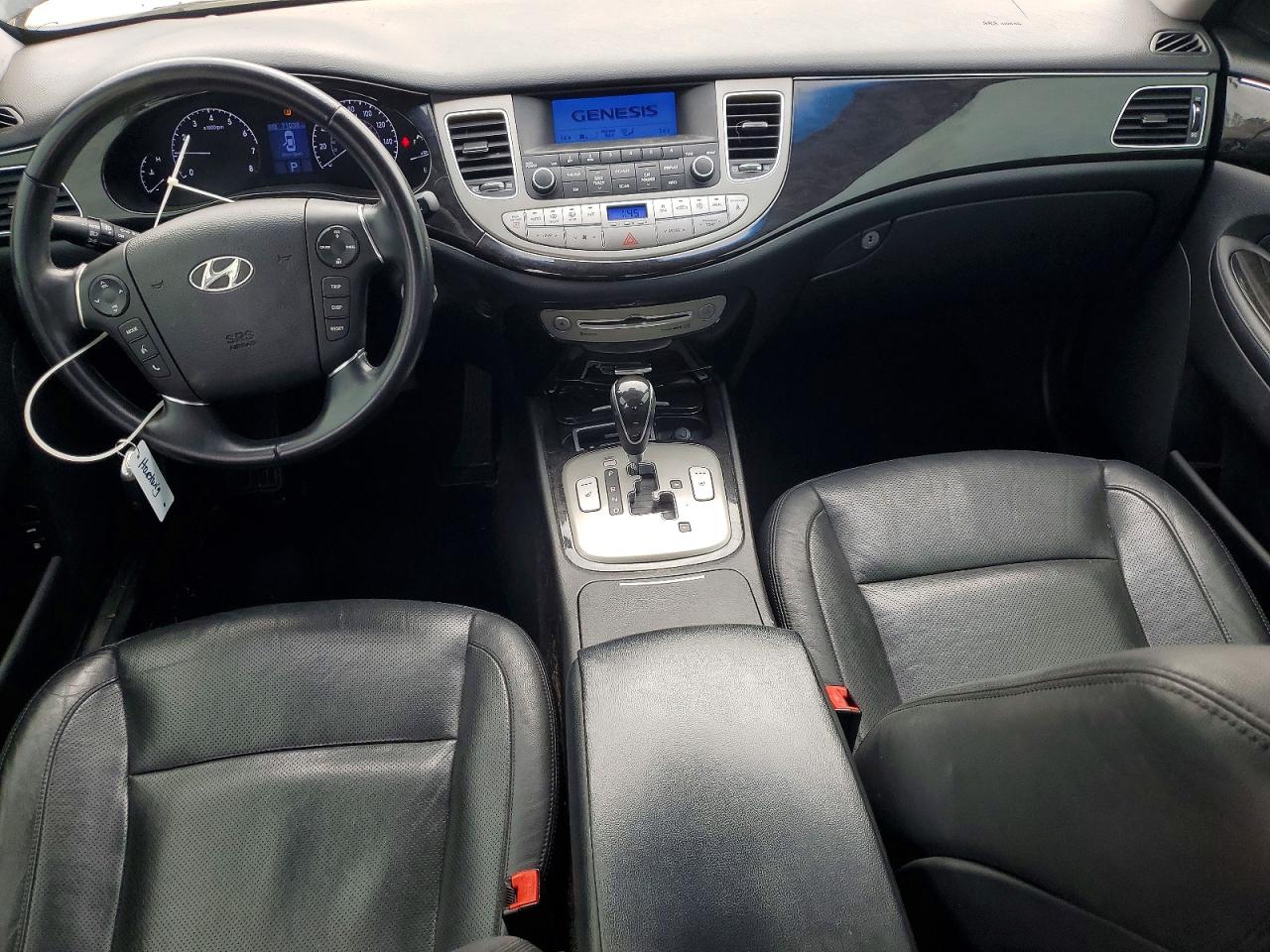 2013 HYUNDAI GENESIS 3.8L photo 8