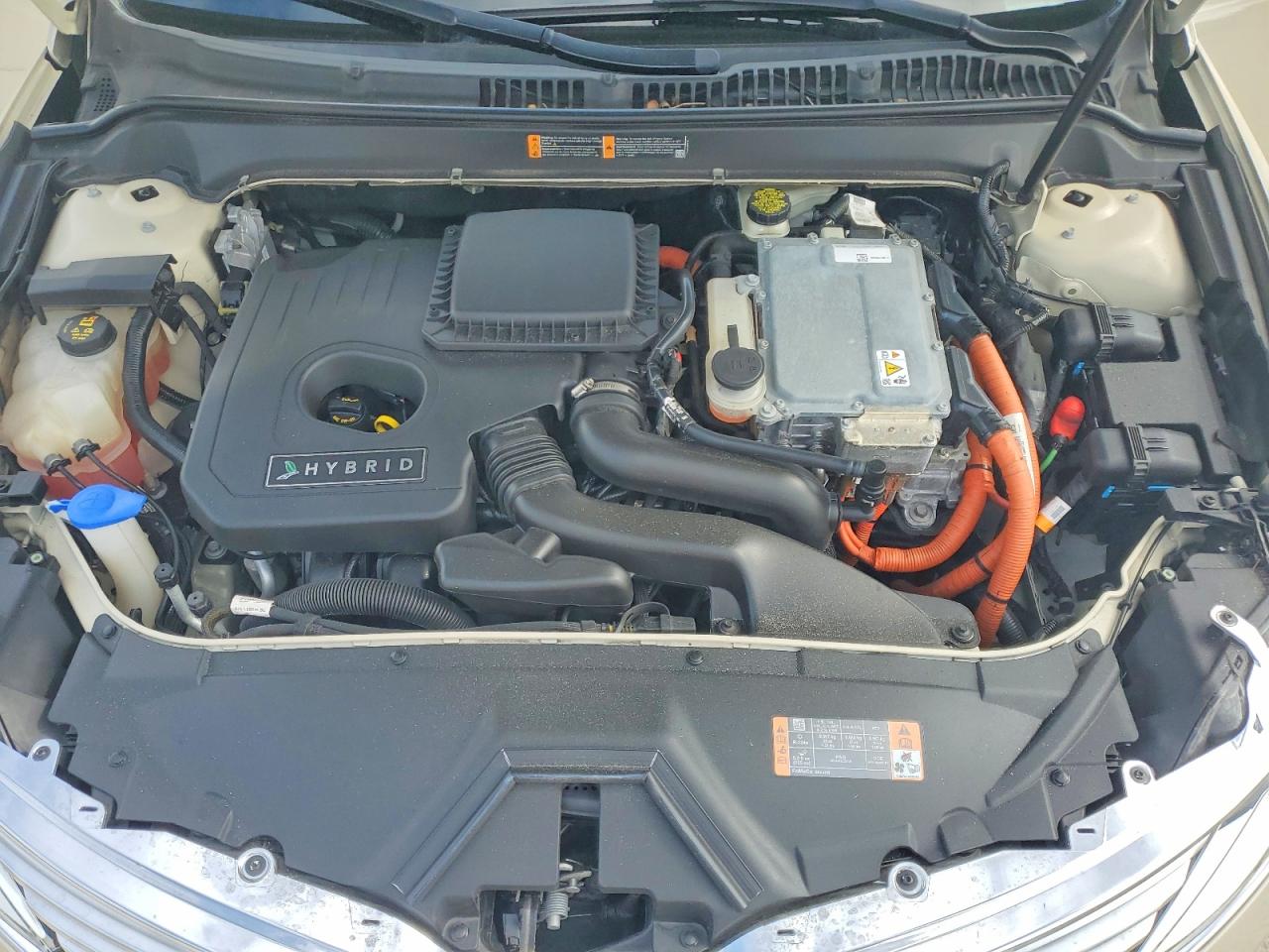 2016 LINCOLN MKZ HYBRID photo 21