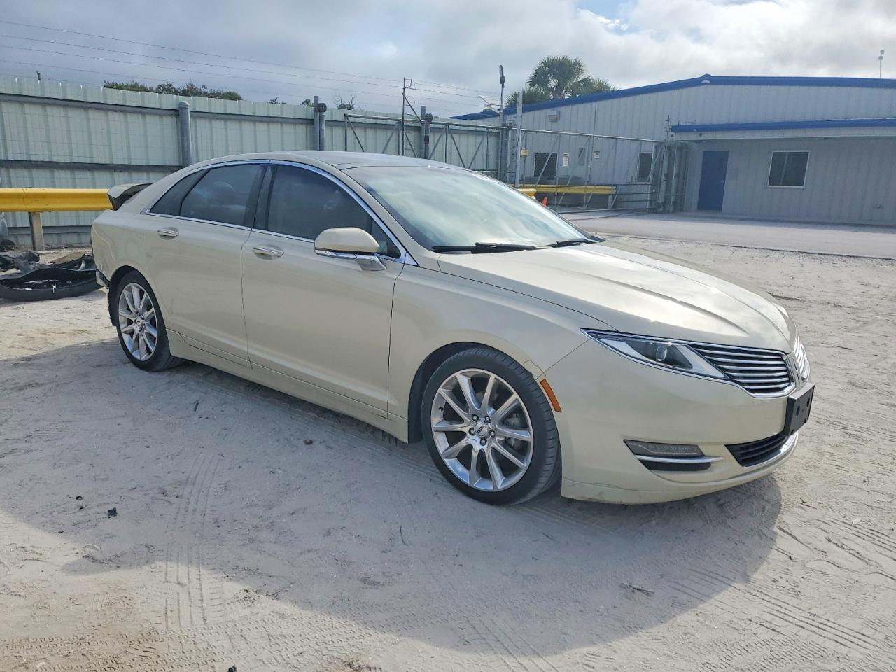 2016 LINCOLN MKZ HYBRID photo 7