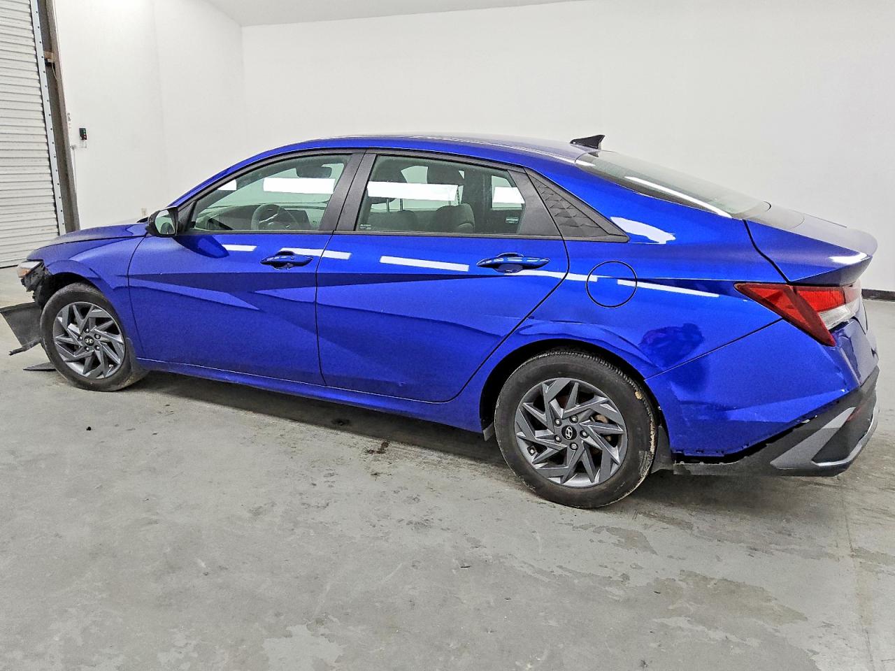 2024 HYUNDAI ELANTRA SEL photo 2