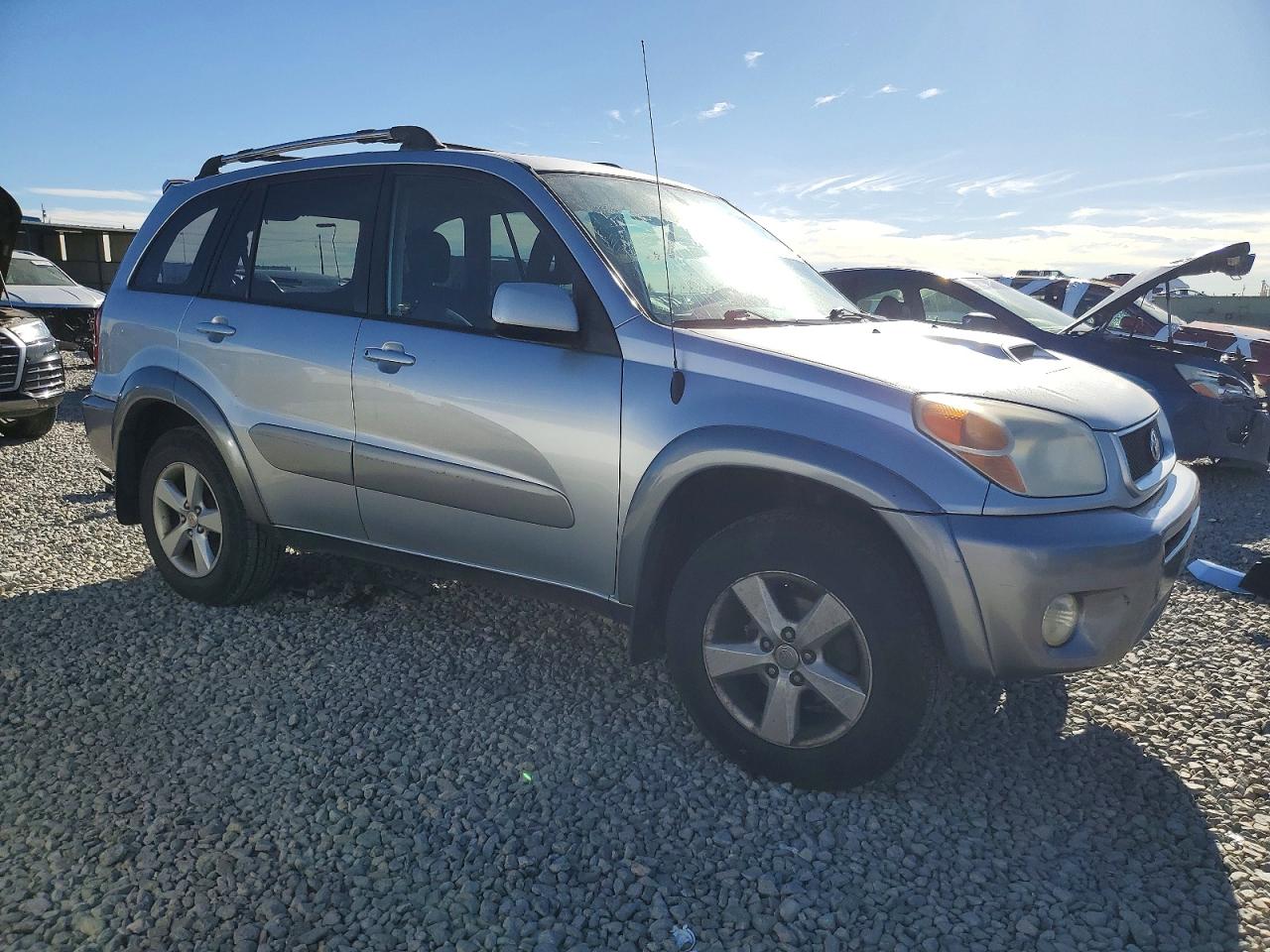 2005 TOYOTA RAV4 photo 4