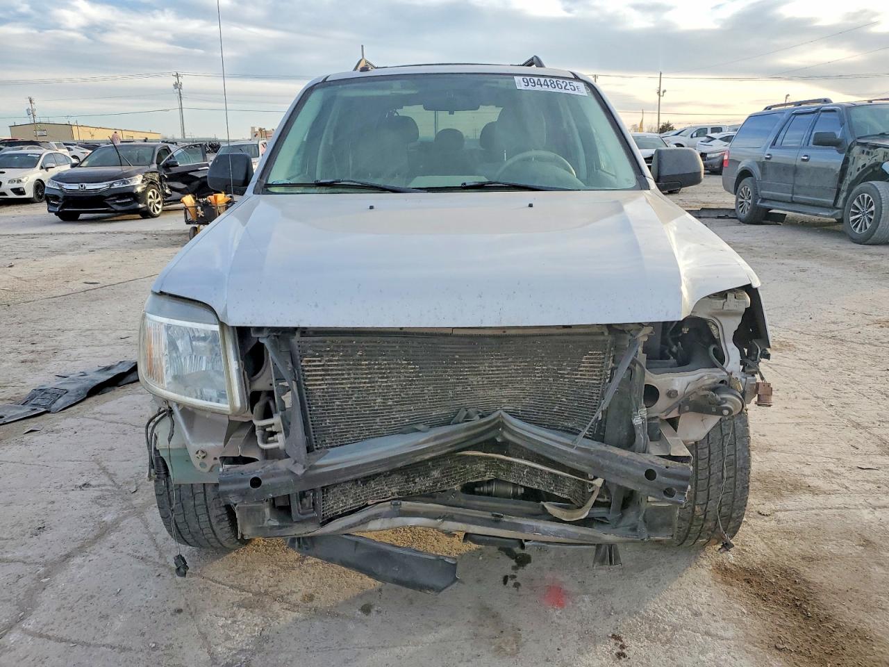 2008 MERCURY MARINER photo 5