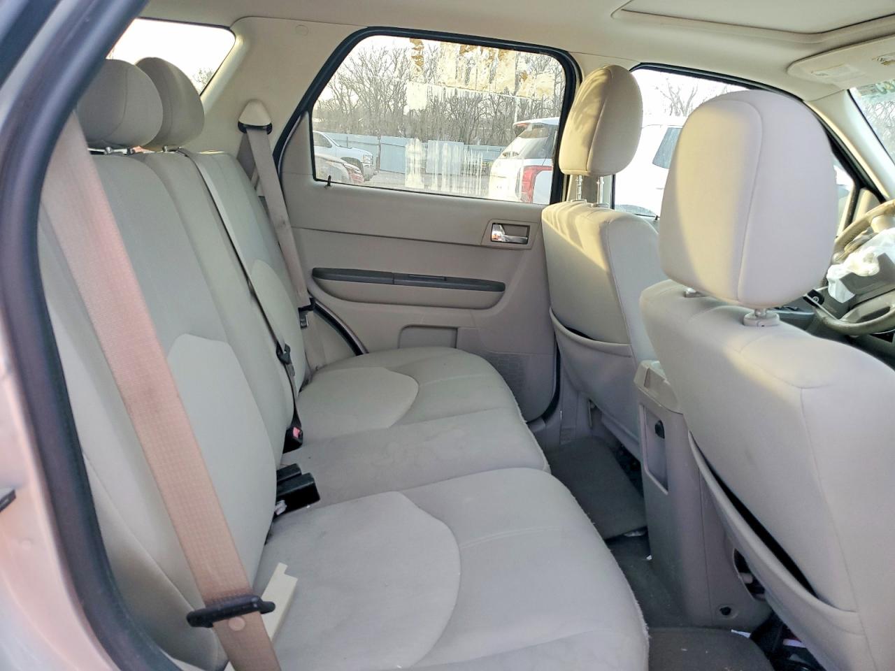 2008 MERCURY MARINER photo 11
