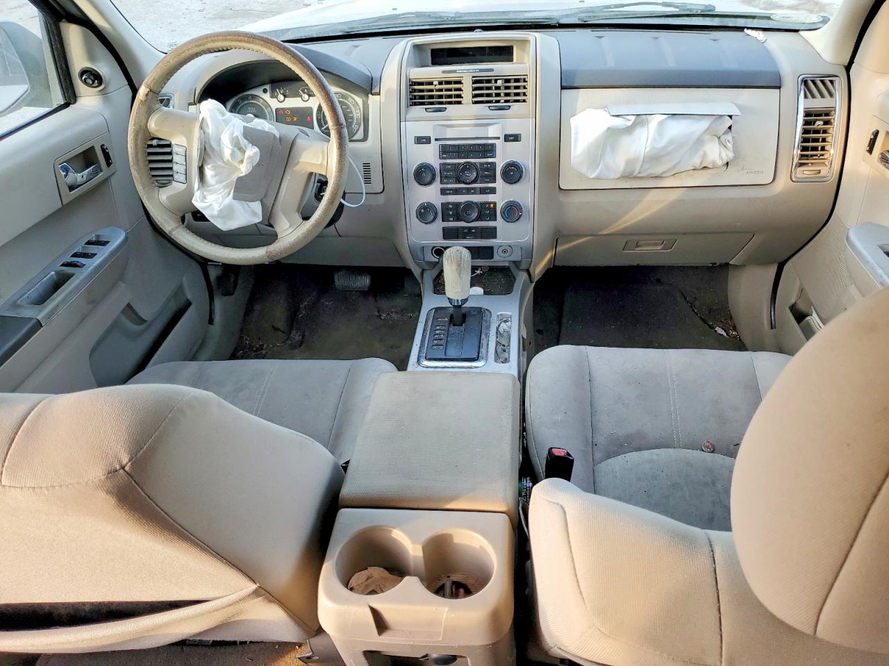 2008 MERCURY MARINER photo 8
