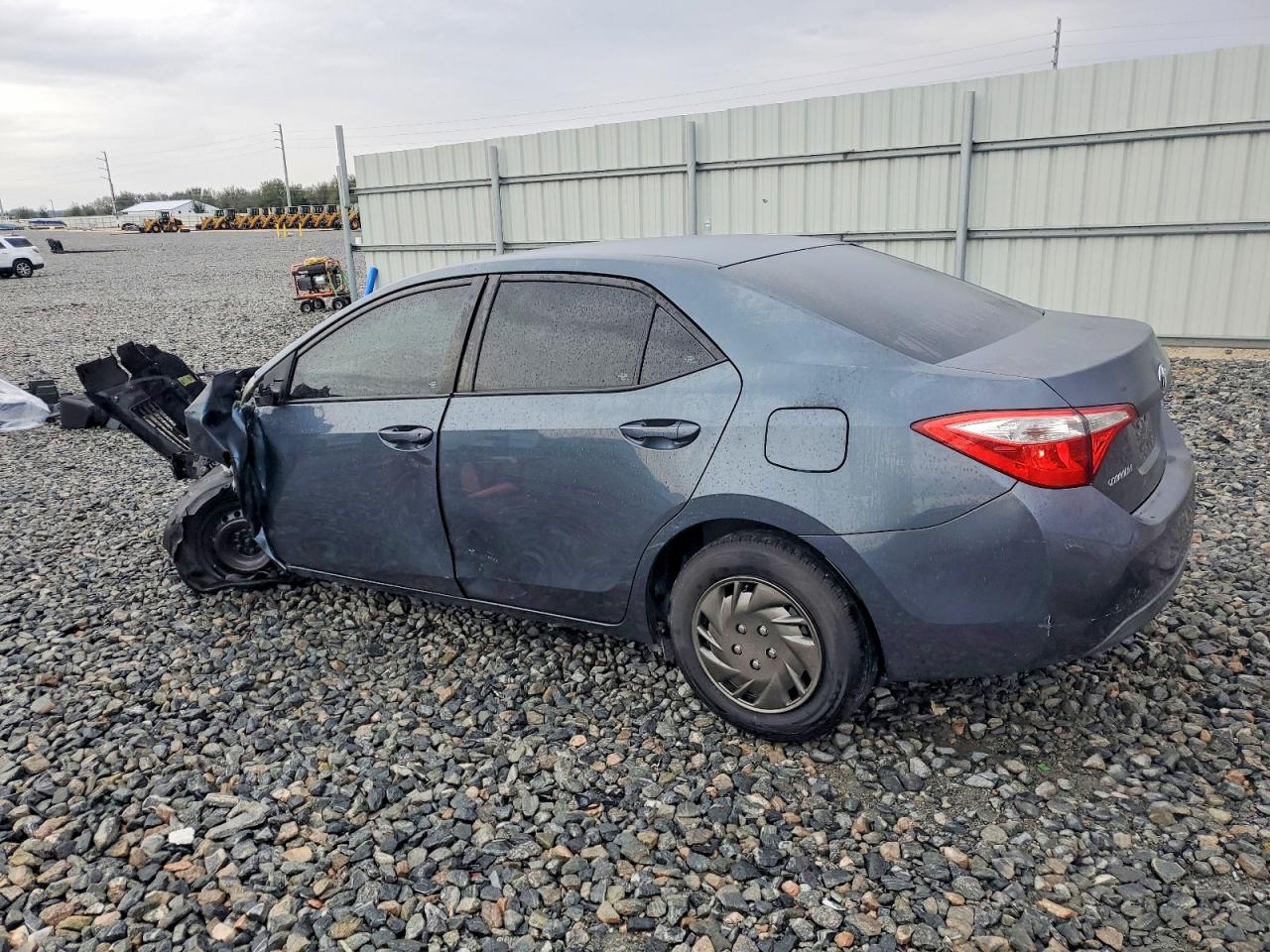 2016 TOYOTA COROLLA L photo 2