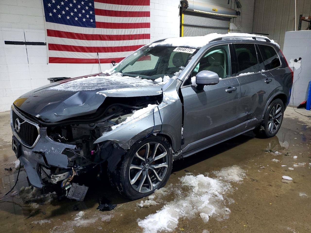 2017 VOLVO XC90