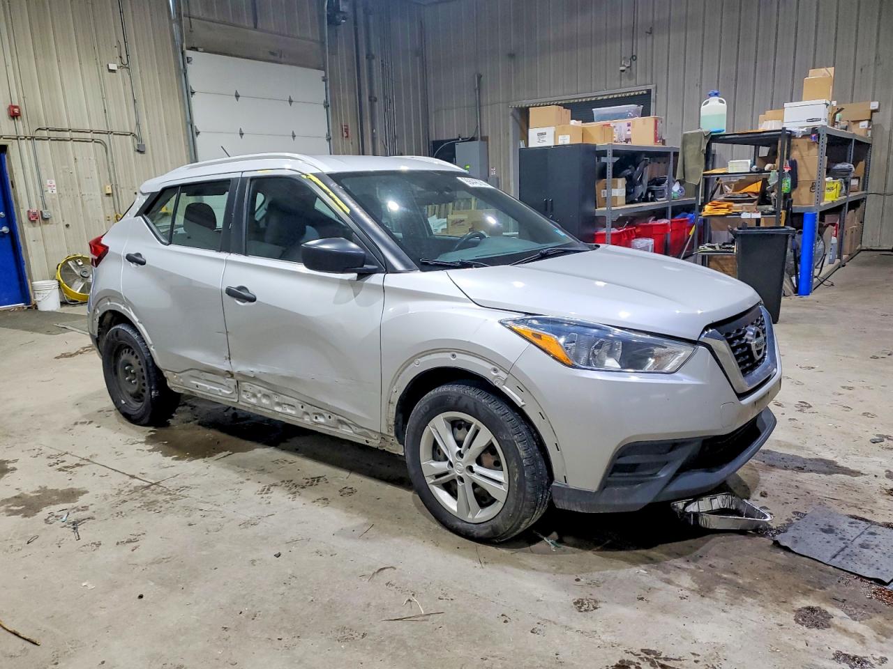 2019 NISSAN KICKS S photo 4