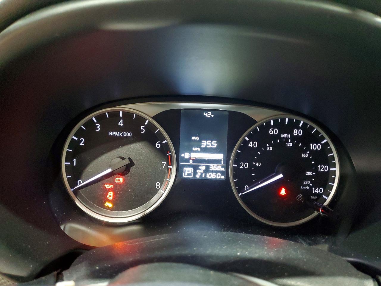 2019 NISSAN KICKS S photo 9