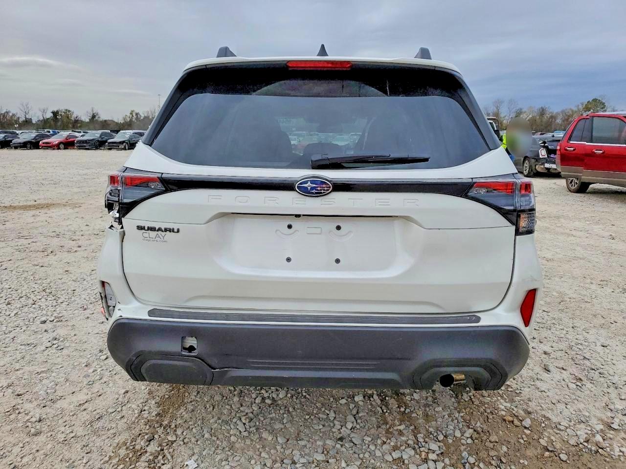 2025 SUBARU FORESTER PREMIUM photo 6
