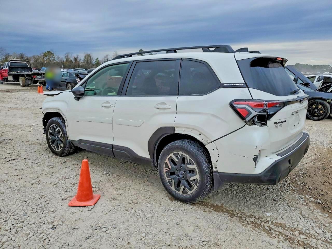 2025 SUBARU FORESTER PREMIUM photo 2