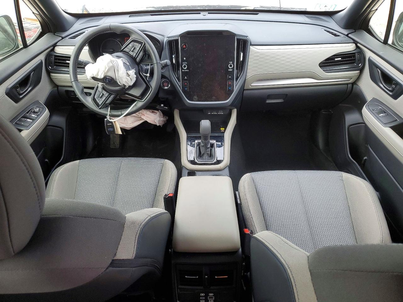2025 SUBARU FORESTER PREMIUM photo 8