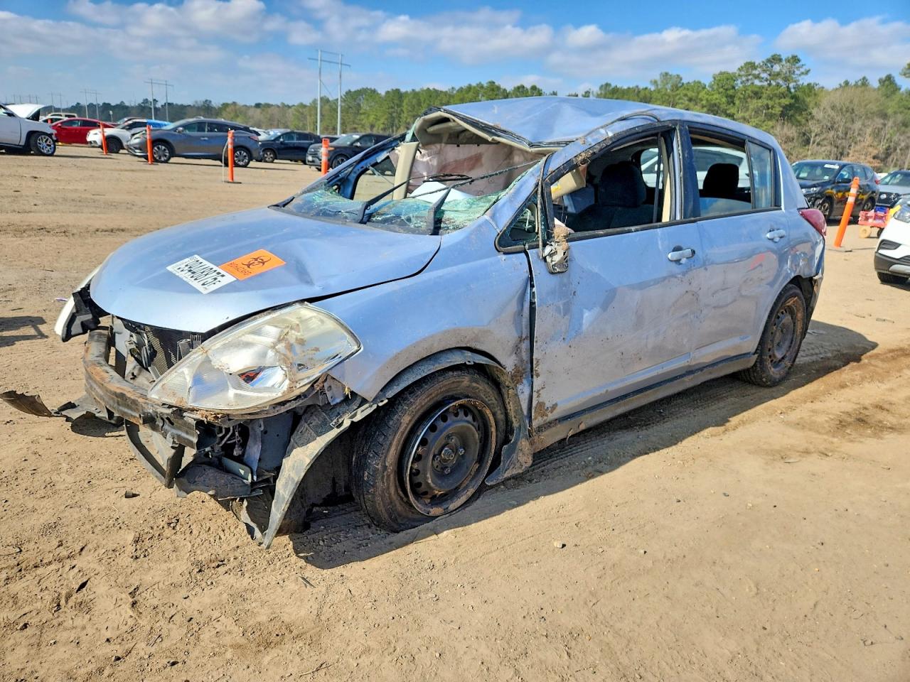 2011 NISSAN VERSA