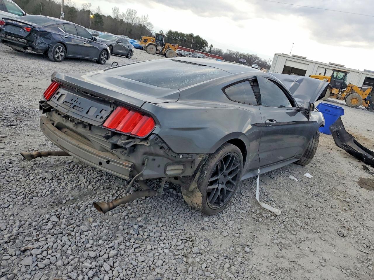 2015 FORD MUSTANG photo 3
